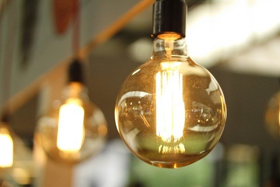 Poznaj dekoracyjną moc designerskich lamp!